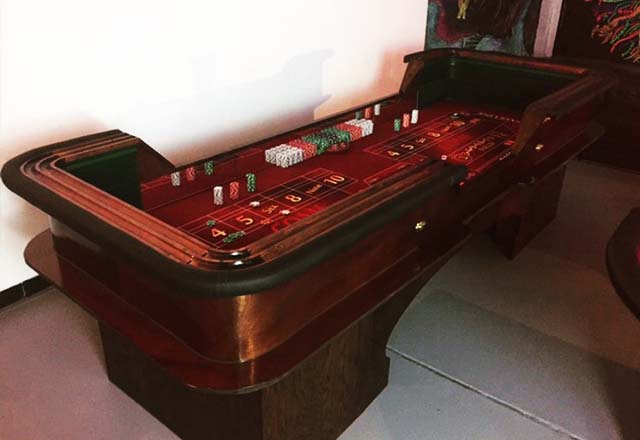 Okanagan Rent a Craps (Dice) Double 12ft Table for Your Party or Event! Hire a Craps (Dice) Double 12ft Table. Our Vegas-quality Craps (Dice) Double 12ft table rentals are the nicest in Kelowna BC. Craps (Dice) tournament event hire also available...
